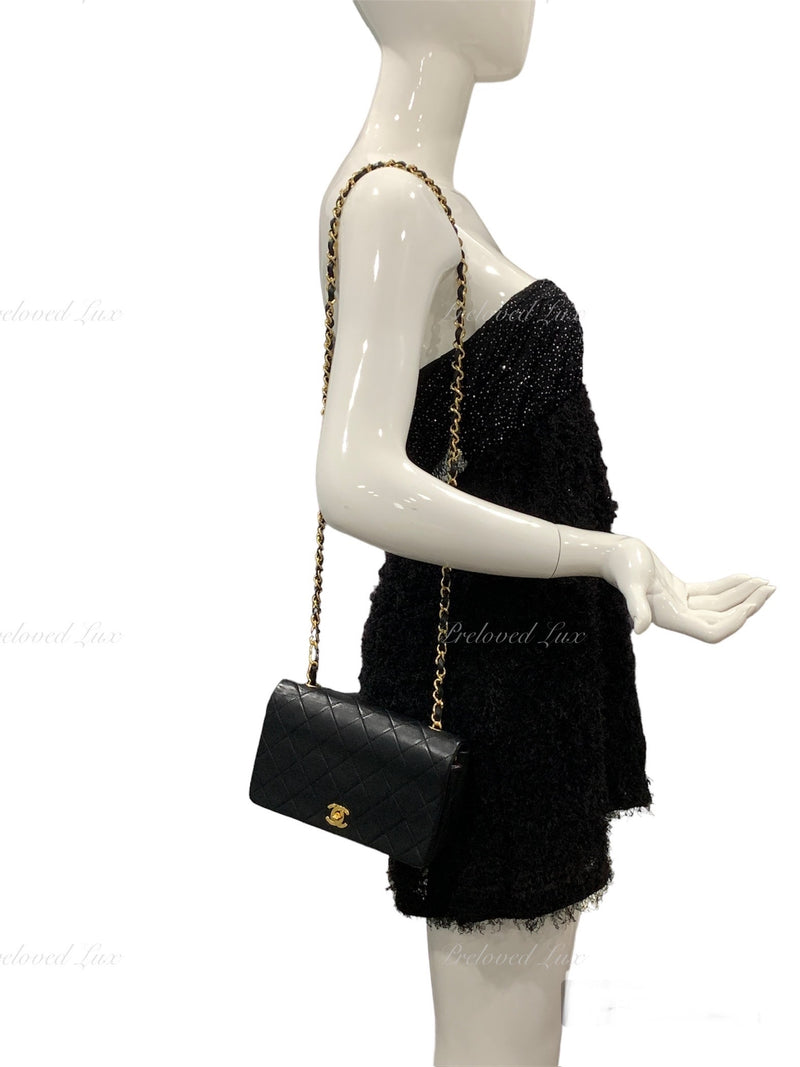 Sold-CHANEL Vintage Lambskin Small Full Flap Bag black/gold hardware