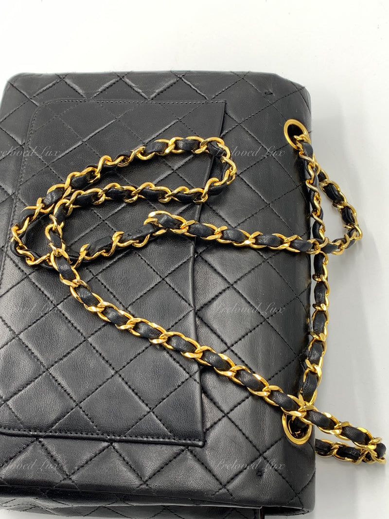 CHANEL Classic Lambskin Double Flap Medium Square Bag Black / Gold Hardware