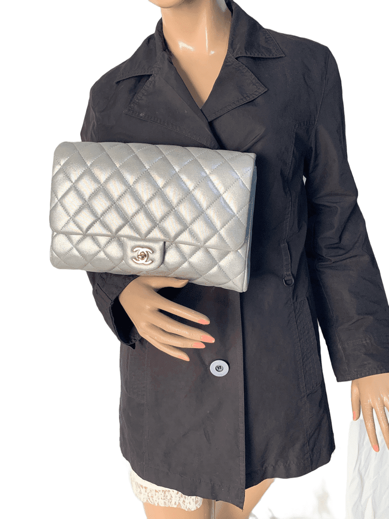 Sold-CHANEL Classic Quilted Flap Metallic Silver Calfskin Shoulder Bag/Clutch