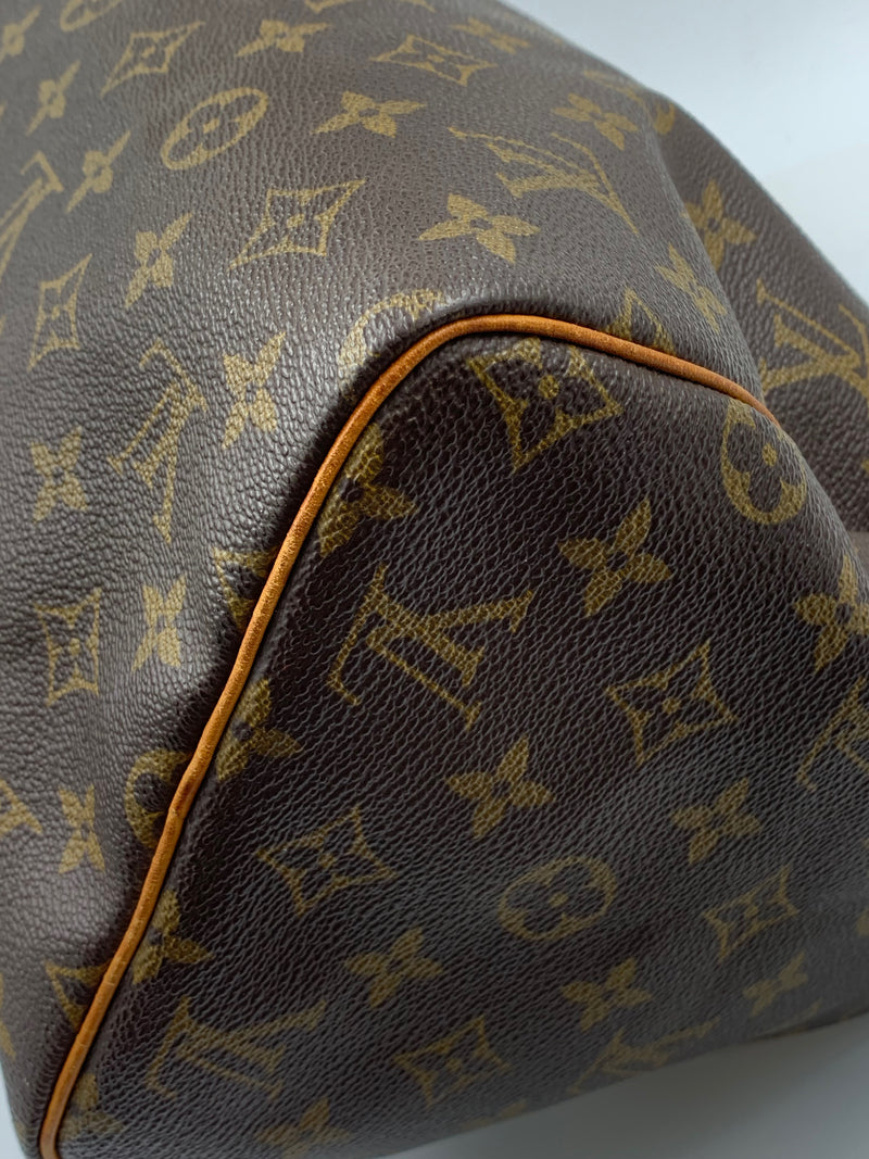 Sold-LOUIS VUITTON Monogram Speedy 30