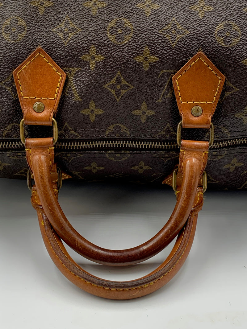 Sold-LOUIS VUITTON Monogram Speedy 35