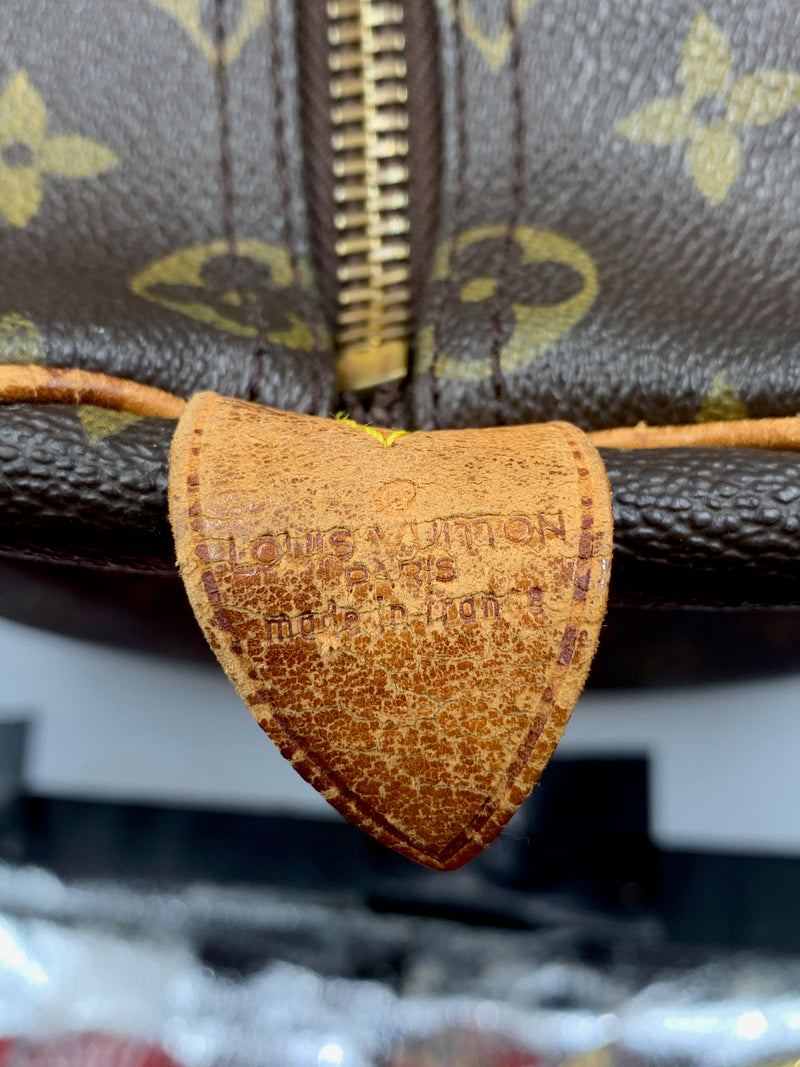 Sold-LOUIS VUITTON Monogram Keepall 50 Travel Bag (2)