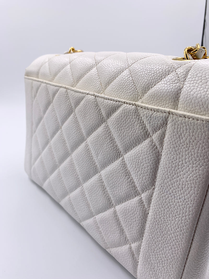 Sold-CHANEL Caviar Medium Diana White in Gold Hardware