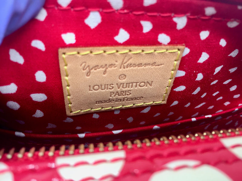 Sold-Louis Vuitton Monogram Vernis Kusama Dots Infinity Papillon Red M91425