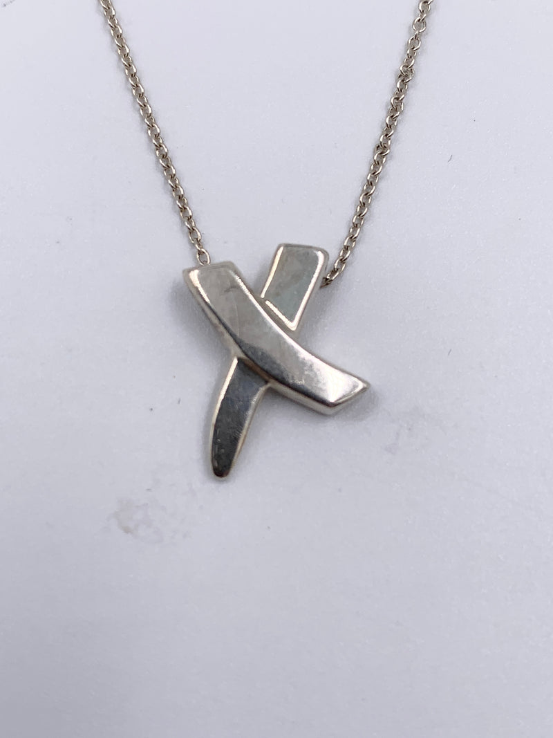 Sold-Tiffany 
Co 925 Silver Paloma Picasso X Kiss Small Size Pendant Necklace