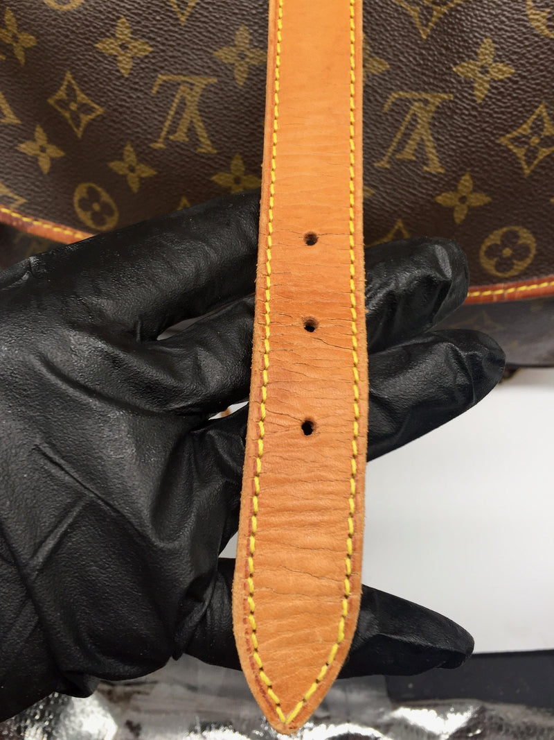 Sold-LOUIS VUITTON Monogram Saumur 35 M42254