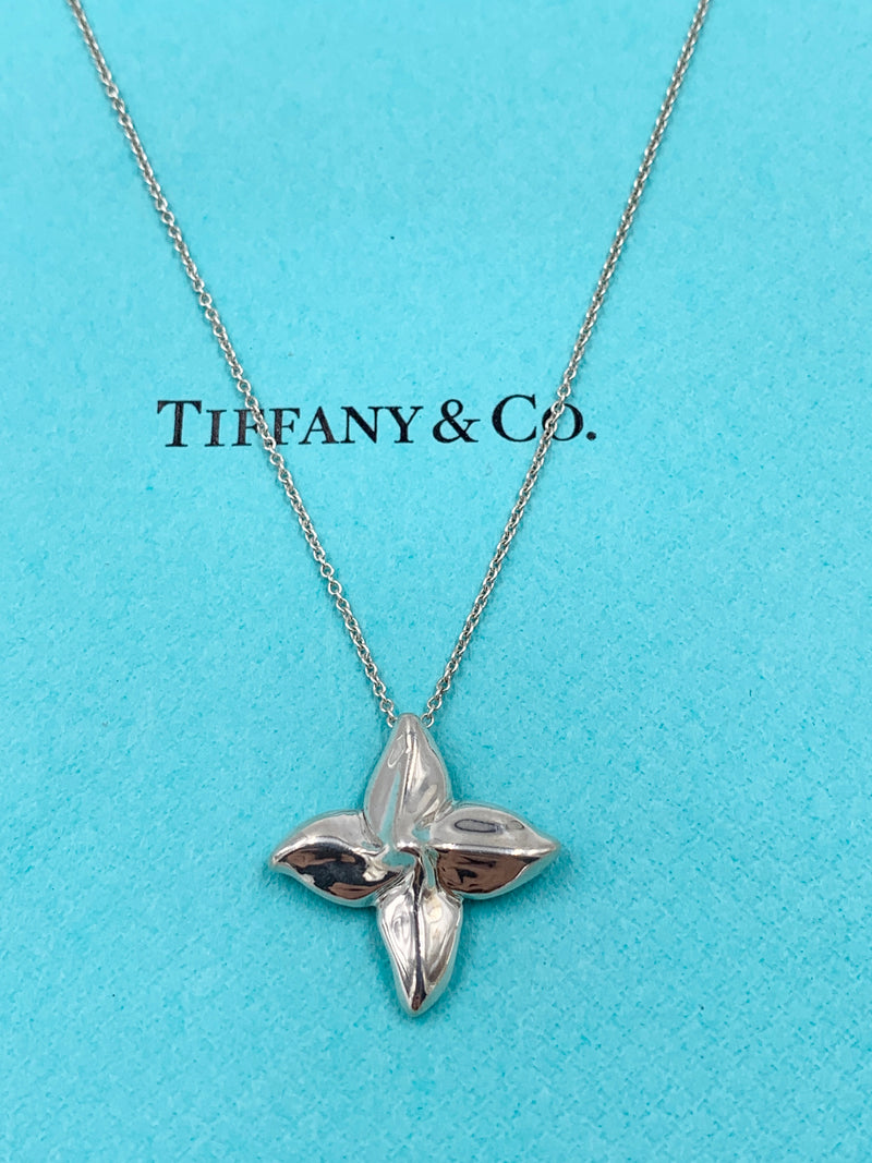 Tiffany 
Co 925 Silver Flower Petal Pendant Necklace