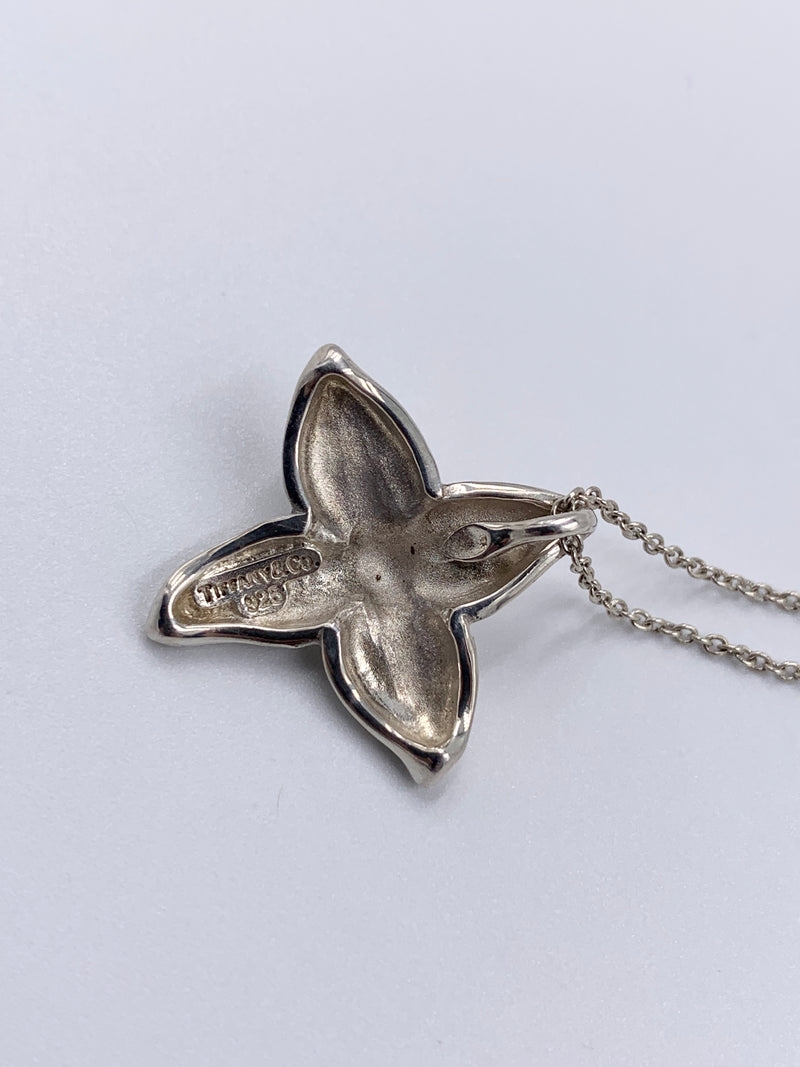 Tiffany 
Co 925 Silver Flower Petal Pendant Necklace