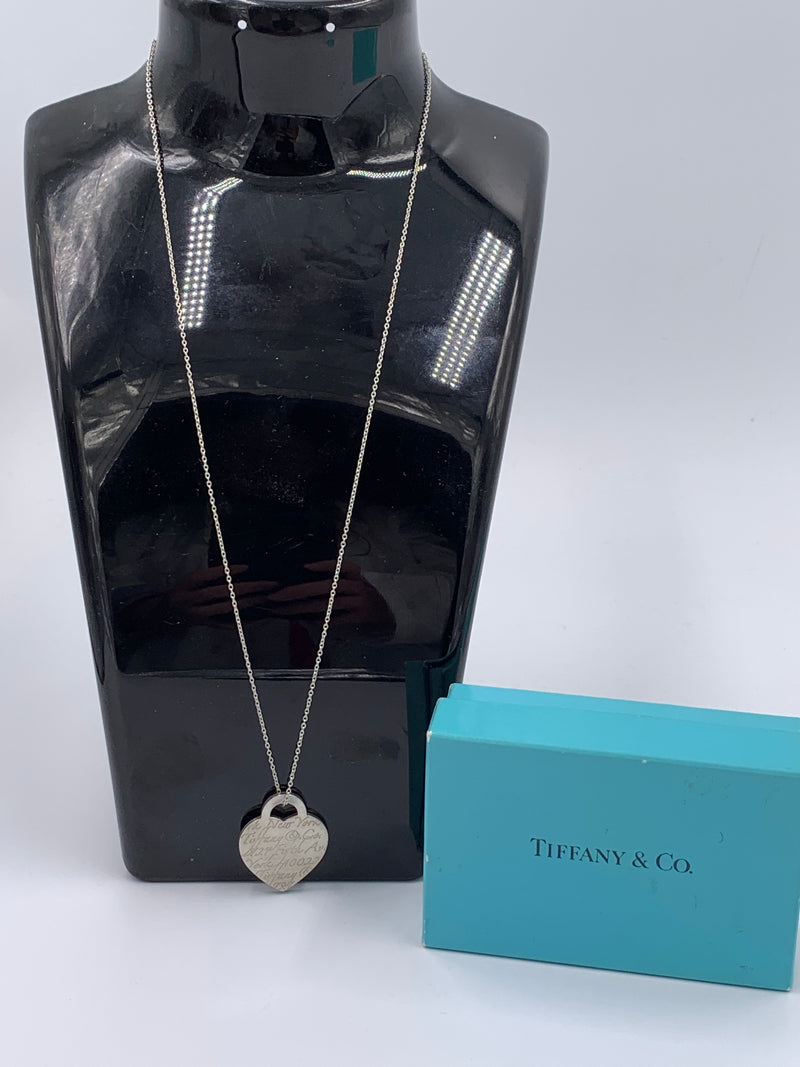 Tiffany 
Co 925 Silver 727 Fifth Ave Address Heart Tag Pendant Necklace