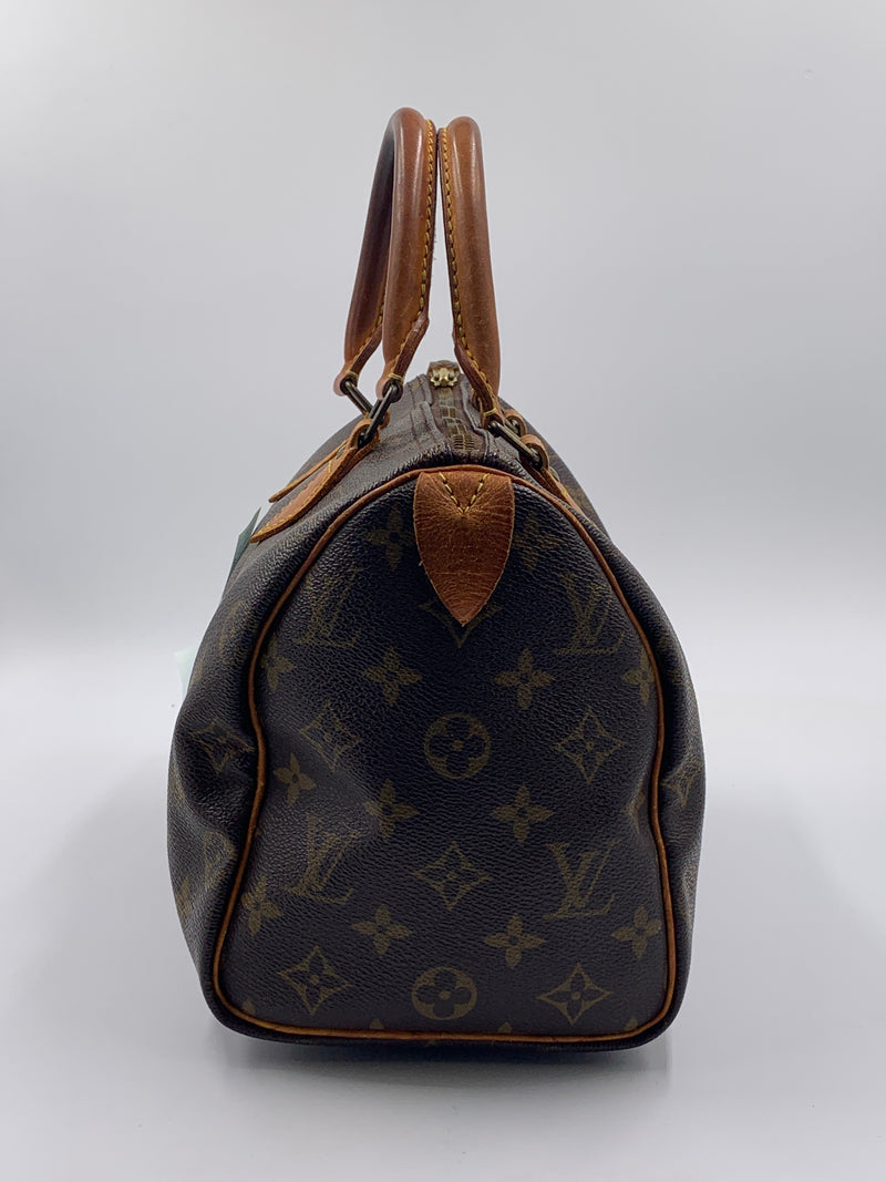 Sold-LOUIS VUITTON Monogram Speedy 25 (3)