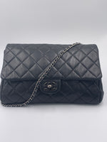 Sold-CHANEL Classic Quilted Flap Black Lambskin Shoulder Bag/Clutch