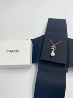 Sold-CHANEL CC Pearl/Rhinestones Necklace C236