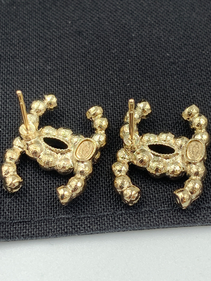 Sold-CHANEL CC Pearl Earrings/Gold L242