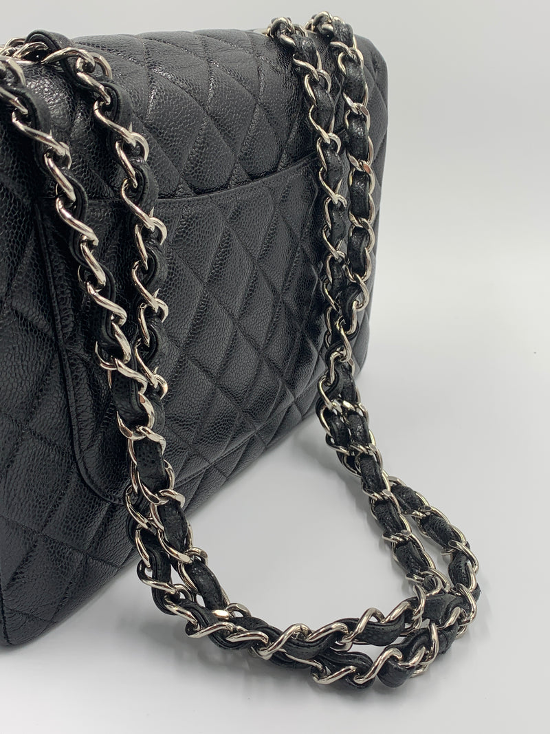 Sold-CHANEL Caviar Jumbo Flap Shoulder Bag black Silver hardware