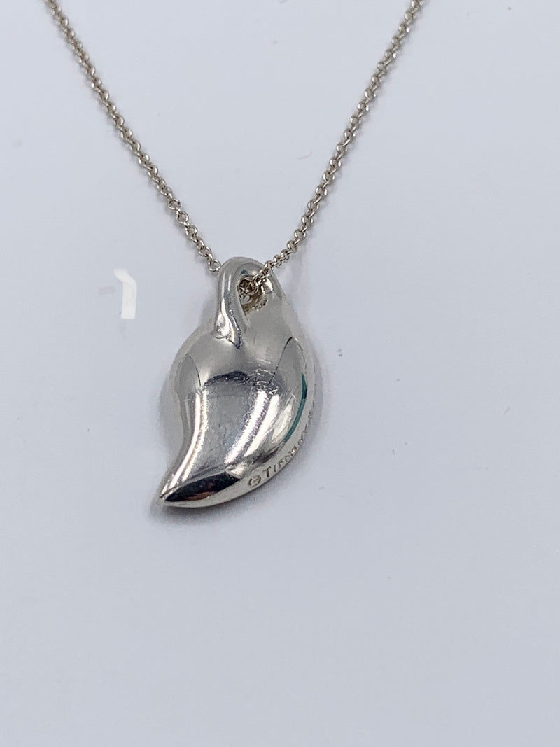 Tiffany 
Co Elsa Peretti Silver Leaf Pendant Necklace