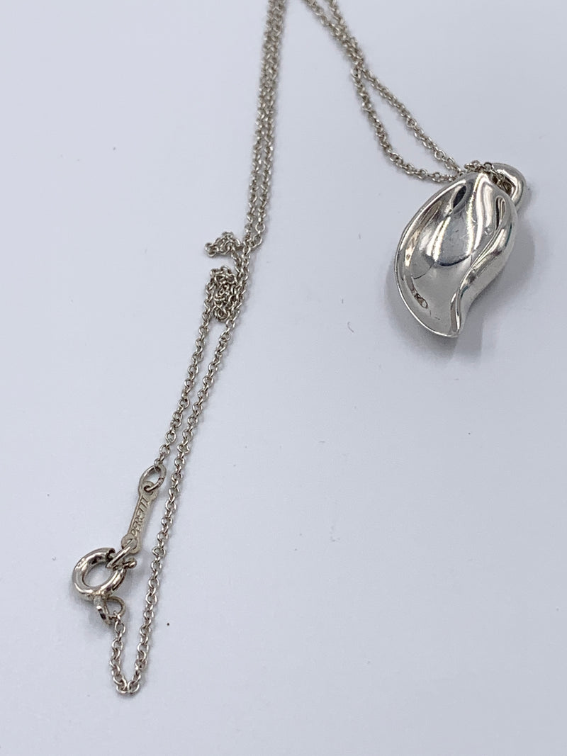 Tiffany 
Co Elsa Peretti Silver Leaf Pendant Necklace