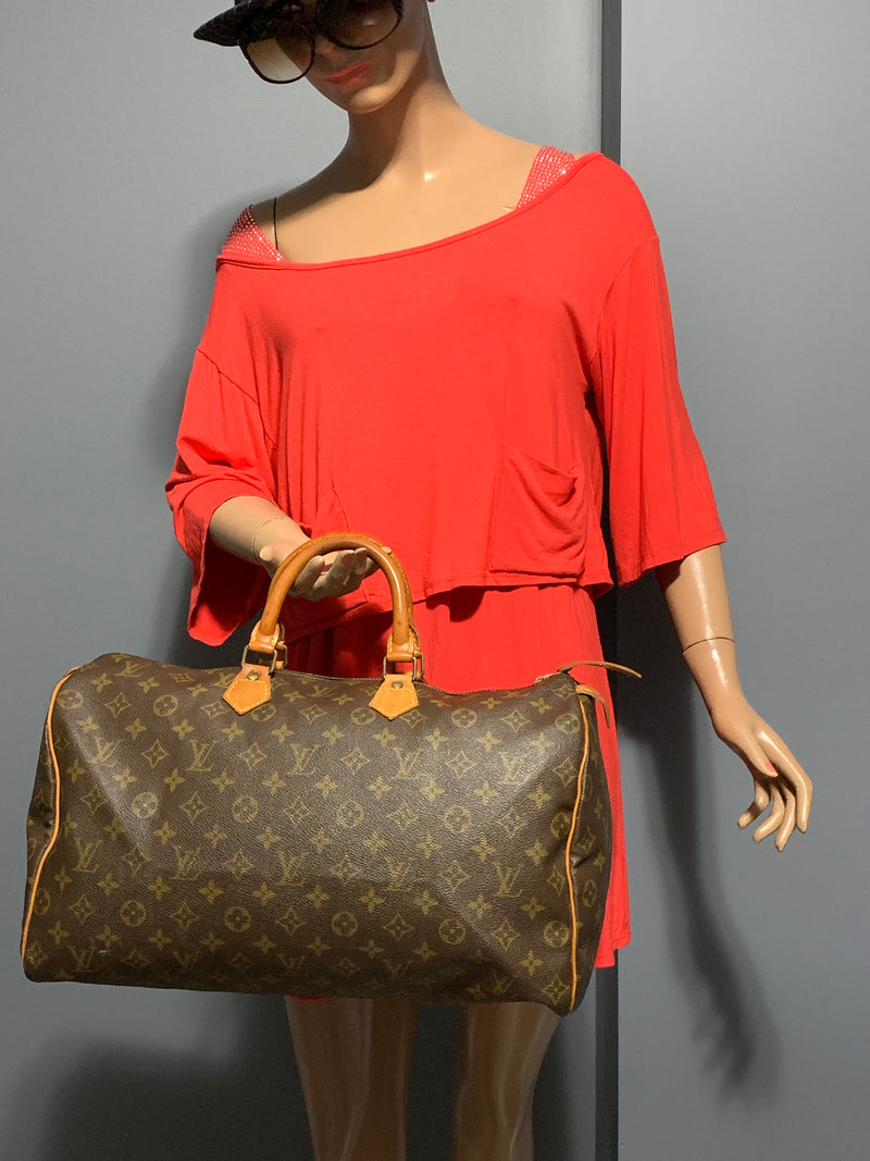 Sold-LOUIS VUITTON Monogram Speedy 40