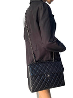 Sold-CHANEL Caviar Jumbo Flap Shoulder Bag black Silver hardware