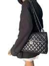 Sold-CHANEL Caviar Jumbo Flap Shoulder Bag black Silver hardware