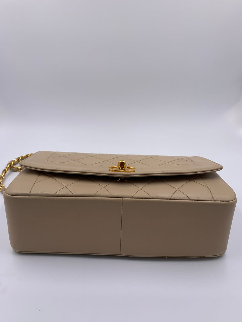 Sold-CHANEL Lambskin Medium Diana Single Chain Single Flap Bag Beige/gold