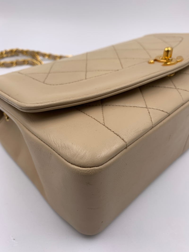 Sold-CHANEL Lambskin Medium Diana Single Chain Single Flap Bag Beige/gold