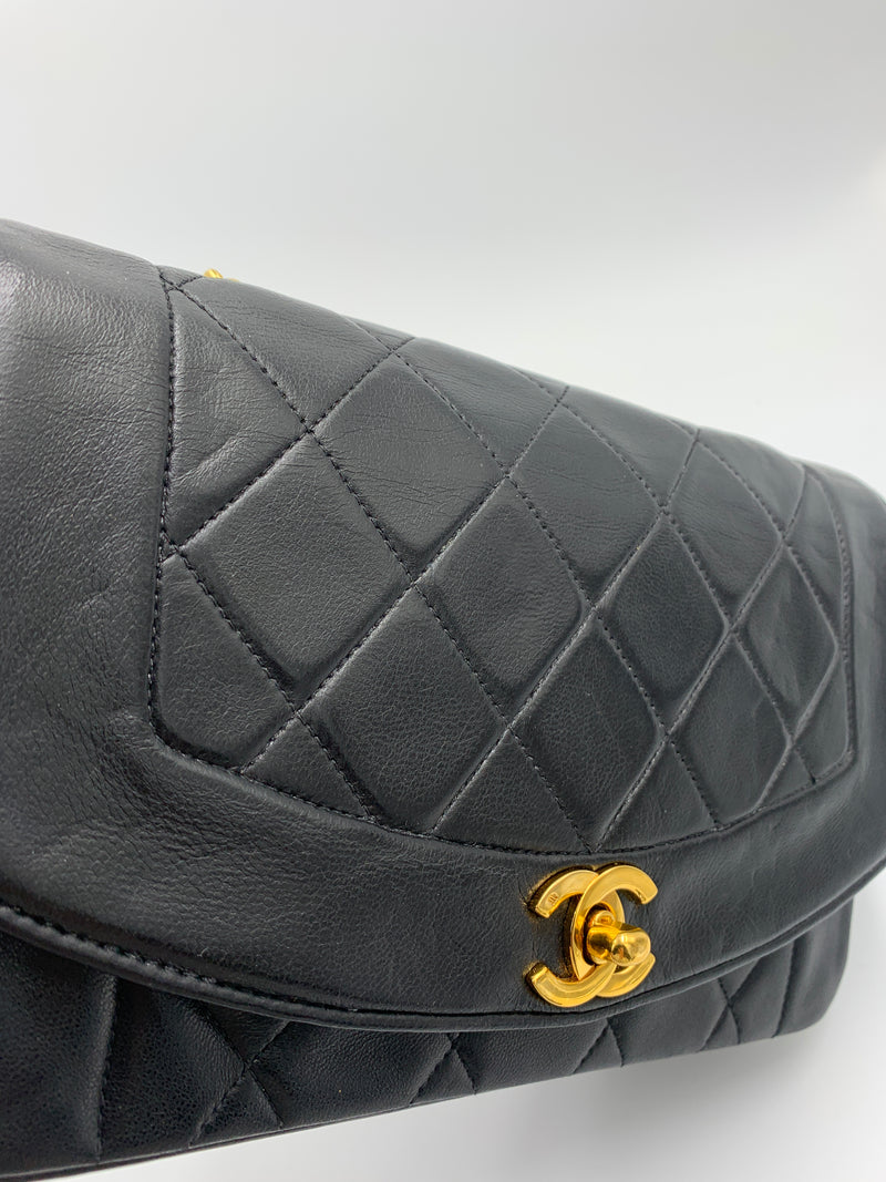 Sold-CHANEL Lambskin Small Diana Single Chain Single Flap Bag Black Gold Hardware