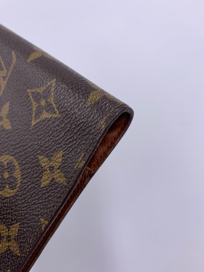 Sold-LOUIS VUITTON Monogram Canvas Small Ring Agenda