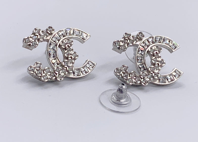 Sold-CHANEL CC Rhinestones Earrings/Silver C235