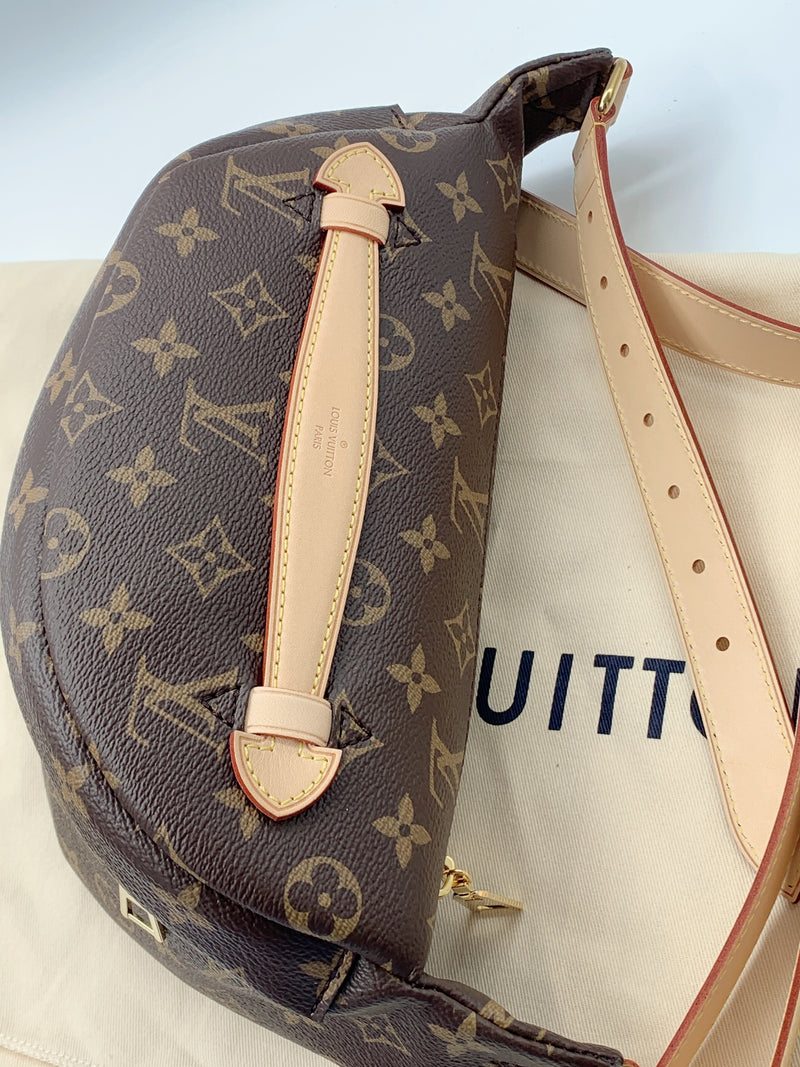 Sold-LOUIS VUITTON Monogram Bumbag