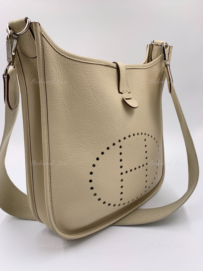 HERMES Ivory Beige Clemence Evelyne II PM Crossbody Bag