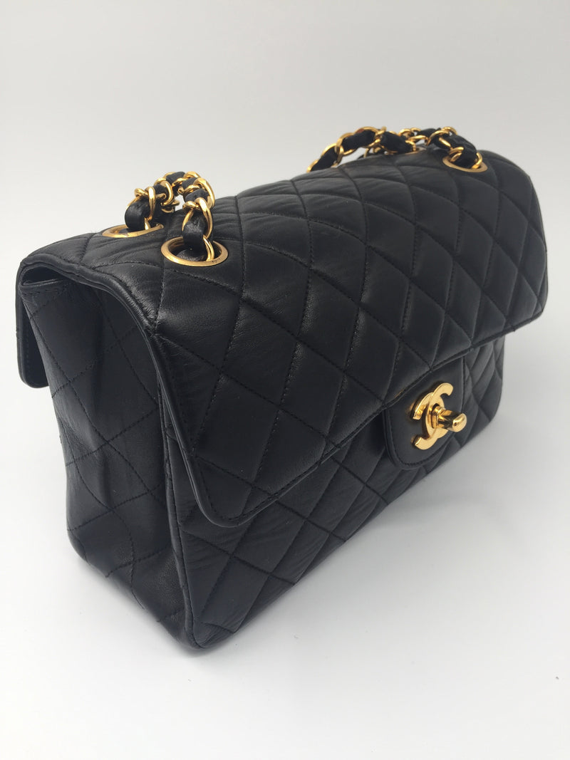 Sold-CHANEL Classic Lambskin Double Face Double Chain Flap Bag 23 black/gold