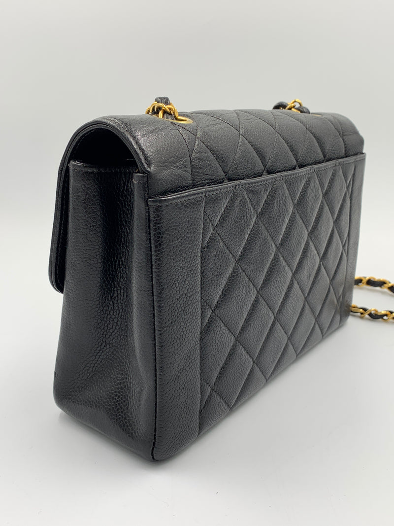 Sold-CHANEL Caviar Medium Diana Black in Gold Hardware