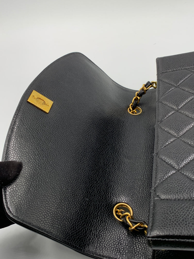 Sold-CHANEL Caviar Medium Diana Black in Gold Hardware