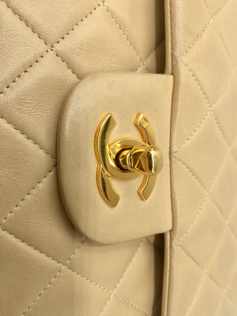 Sold-CHANEL Classic Lambskin Double Chain Double Flap Bag 25 beige/gold