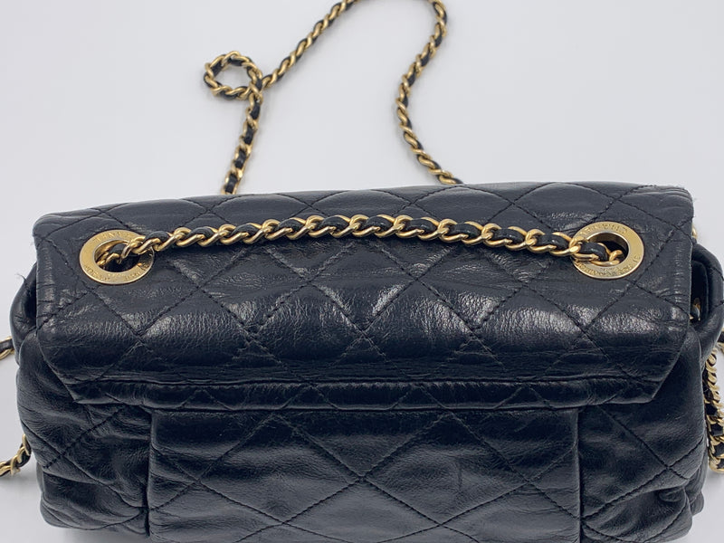 Sold-CHANEL Iridescent Calfskin Flap Crossbody Bag - Black Gold Hardware