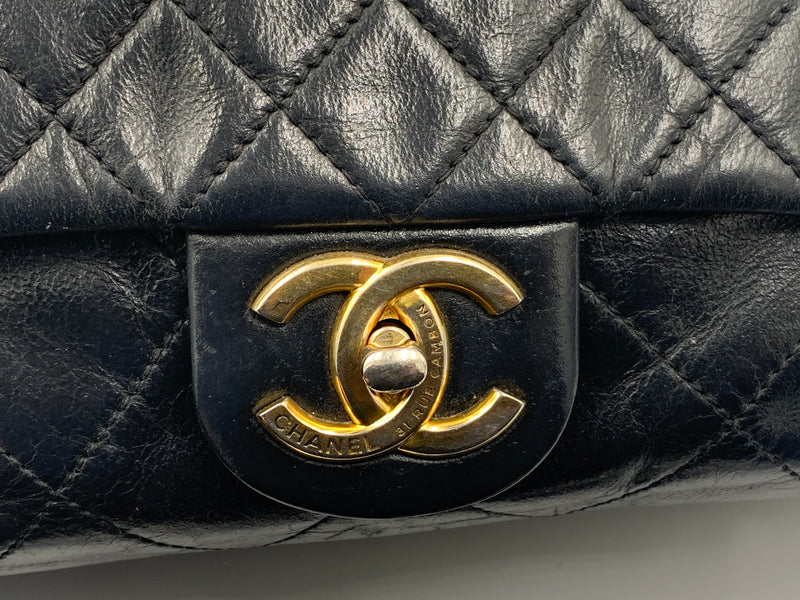 Sold-CHANEL Iridescent Calfskin Flap Crossbody Bag - Black Gold Hardware