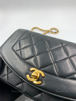 Sold-CHANEL Lambskin Small Diana Single Chain Single Flap Bag Black/gold hardware