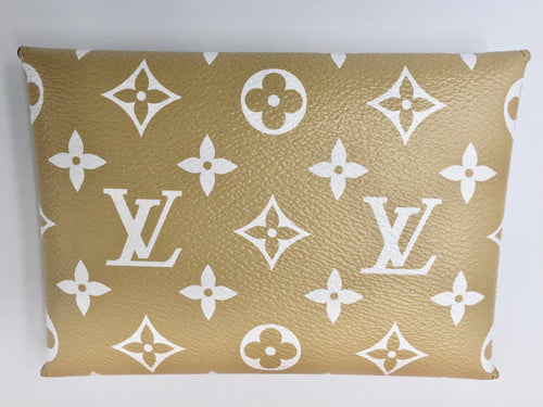 Sold-LOUIS VUITTON Monogram Giant Kirigami - MEDIUM Pouch