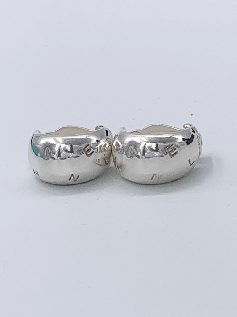 Sold-CHANEL Vintage 925 Silver Clip-on Earrings