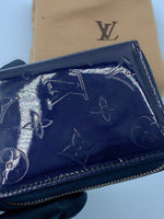 Sold-LOUIS VUITTON Monogram Vernis Black Zippy Wallet