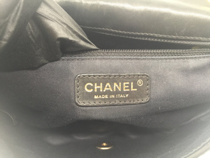 Sold-CHANEL Cruise Charm Double Chain Flap Bag Black