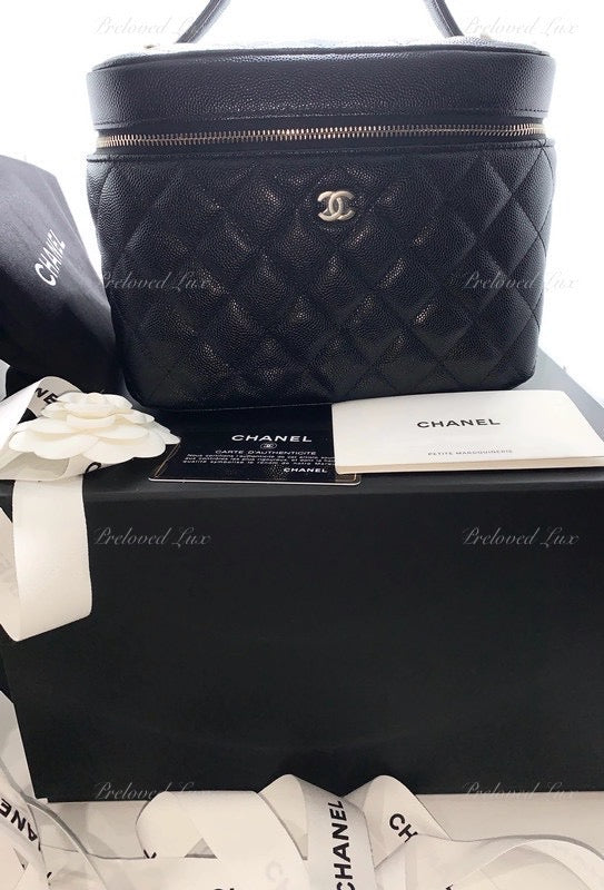 Sold-CHANEL Black Caviar Vanity Cosmetic Bag in Gold Hardware