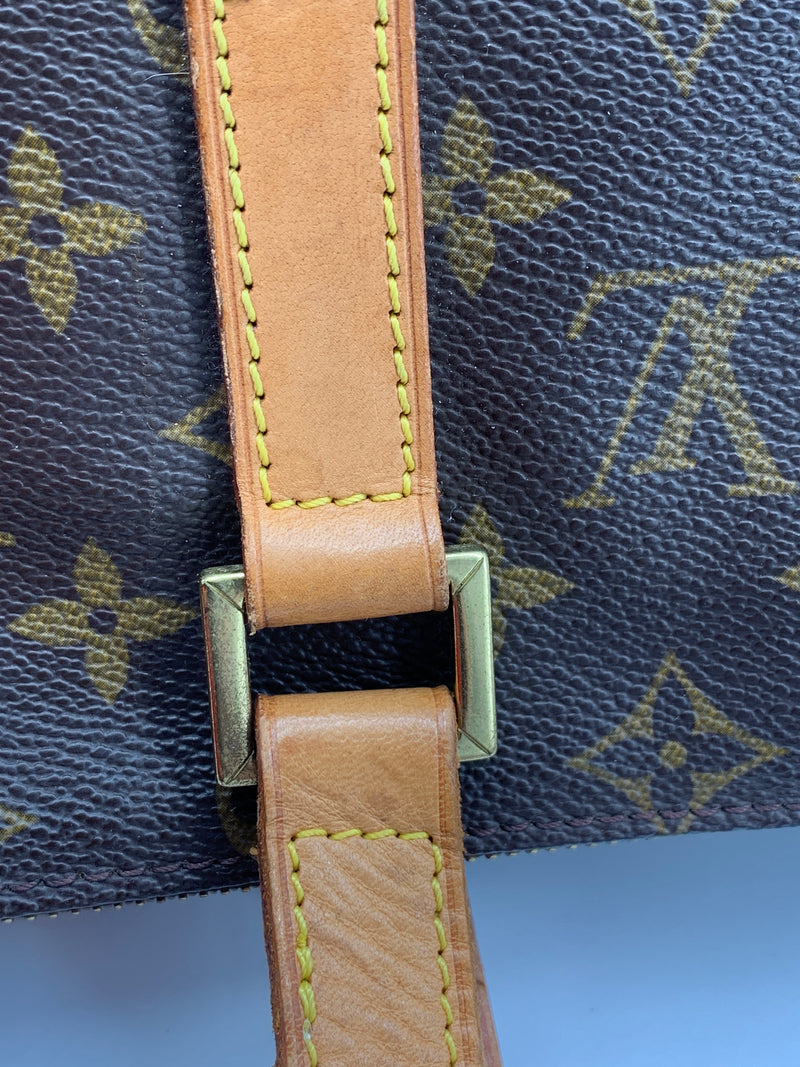 Sold-LOUIS VUITTON Monogram Cabas Mezzo