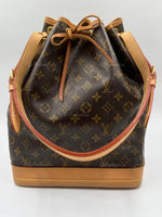 Sold-LOUIS VUITTON Monogram Neo Noe GM Bucket Shoulder Bag