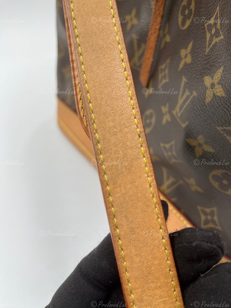 Sold-LOUIS VUITTON Monogram Neo Noe GM Bucket Shoulder Bag