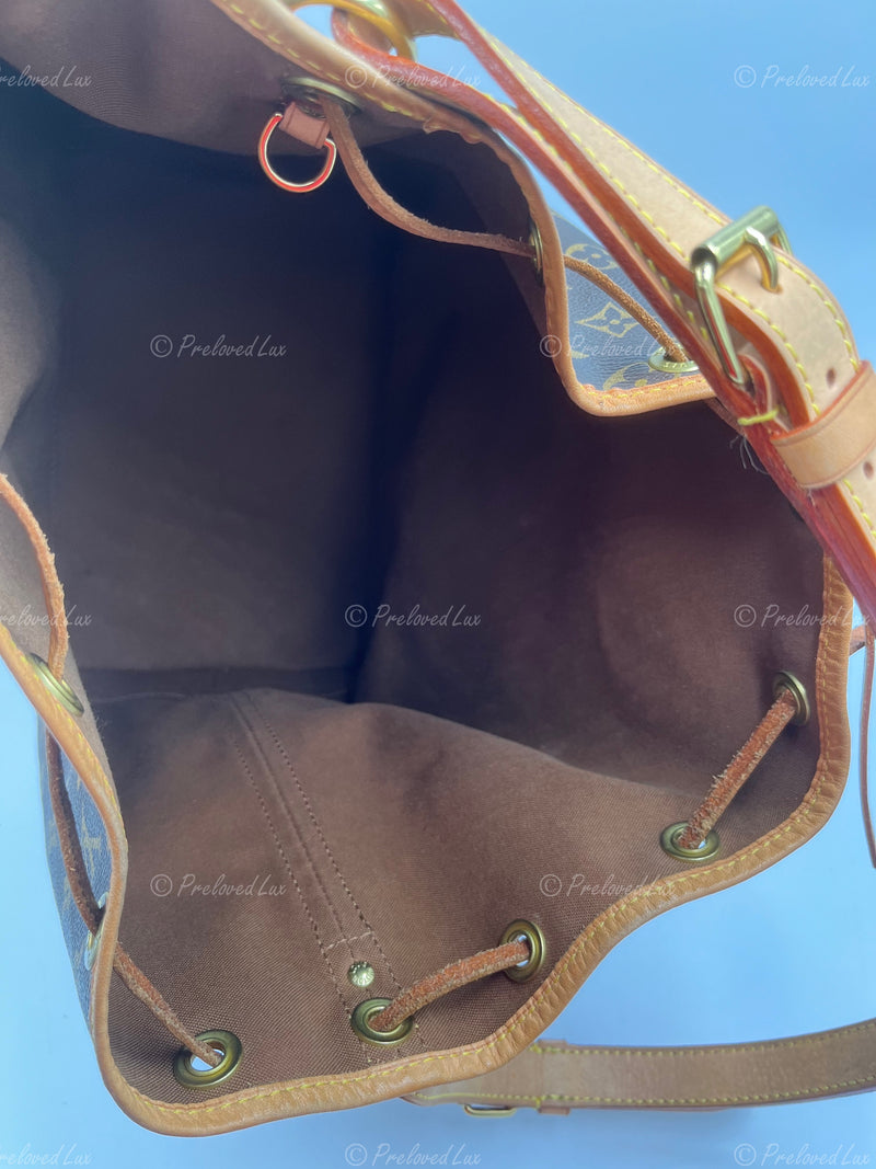 Sold-LOUIS VUITTON Monogram Neo Noe GM Bucket Shoulder Bag