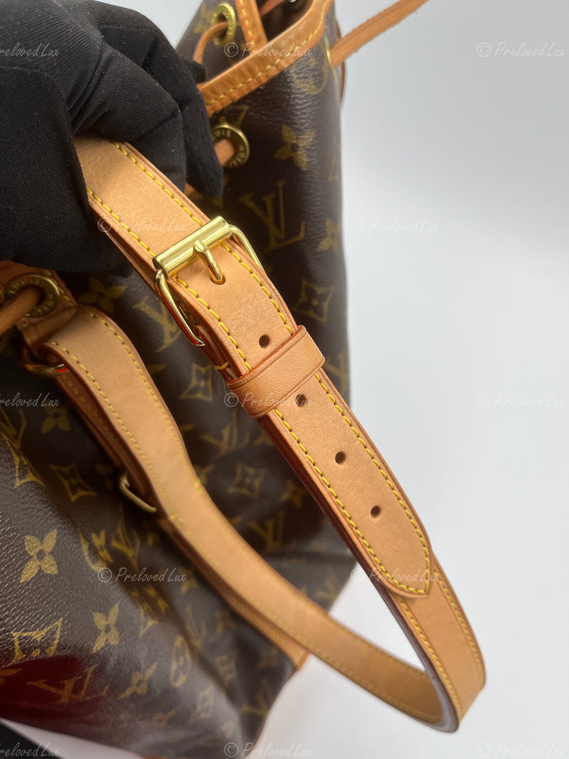 Sold-LOUIS VUITTON Monogram Neo Noe GM Bucket Shoulder Bag