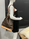 Sold-LOUIS VUITTON Monogram Neo Noe GM Bucket Shoulder Bag