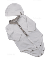 KidSold-Burberry White Baby Jumpsuit / Romper with Hat