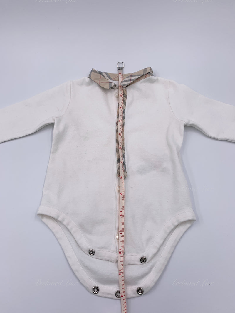 KidSold-Burberry White Baby Jumpsuit / Romper with Hat